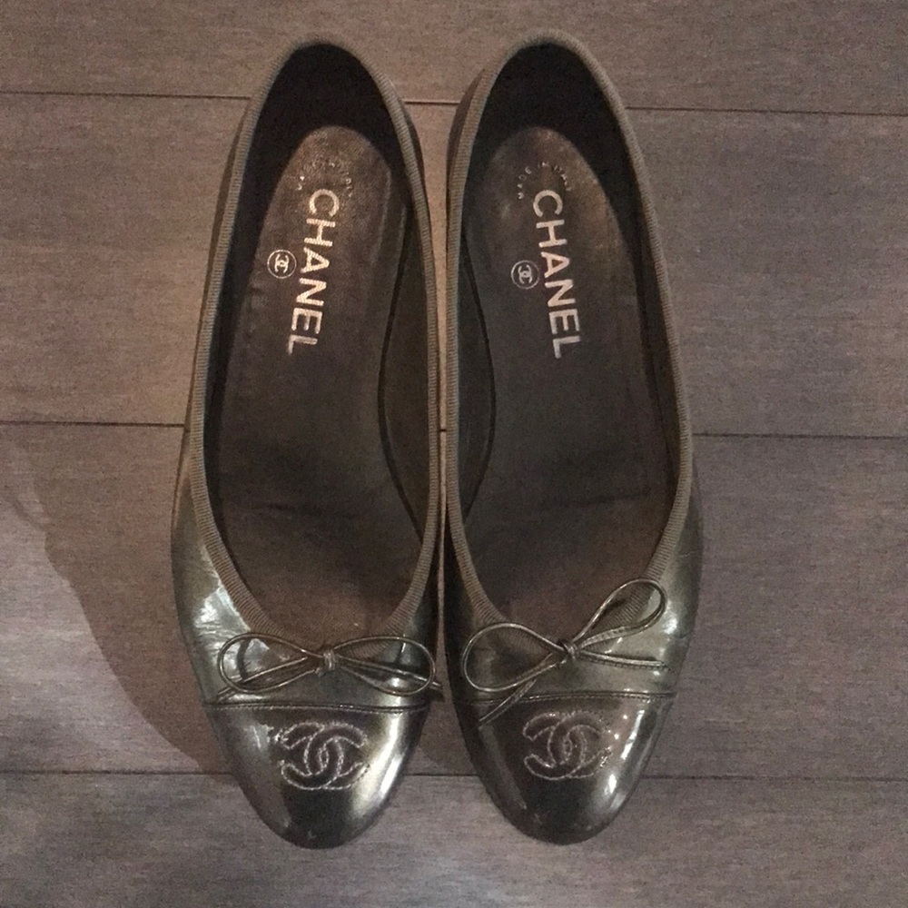 Chanel flats